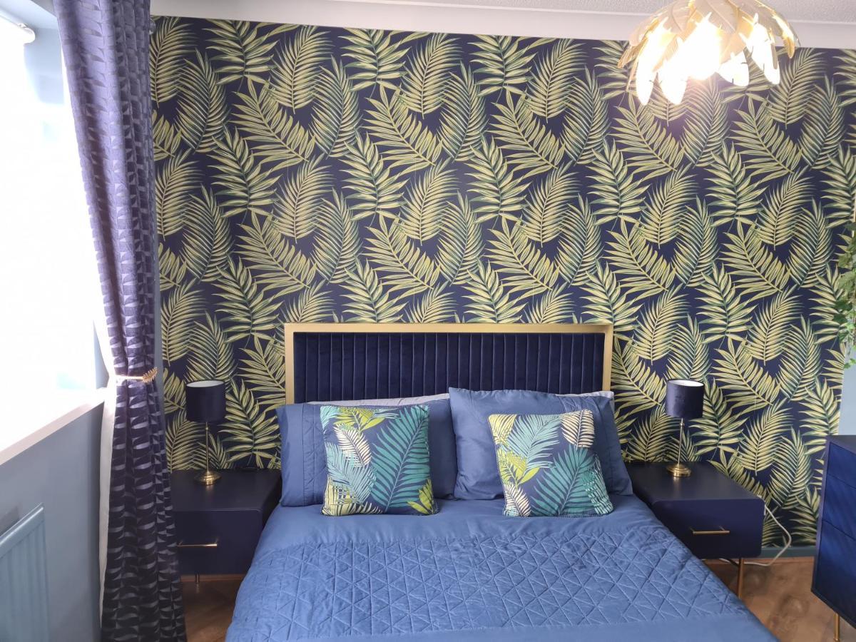 Stunning 2 Bed House Near Coastal Path/Lake/Beach Llanelli Esterno foto